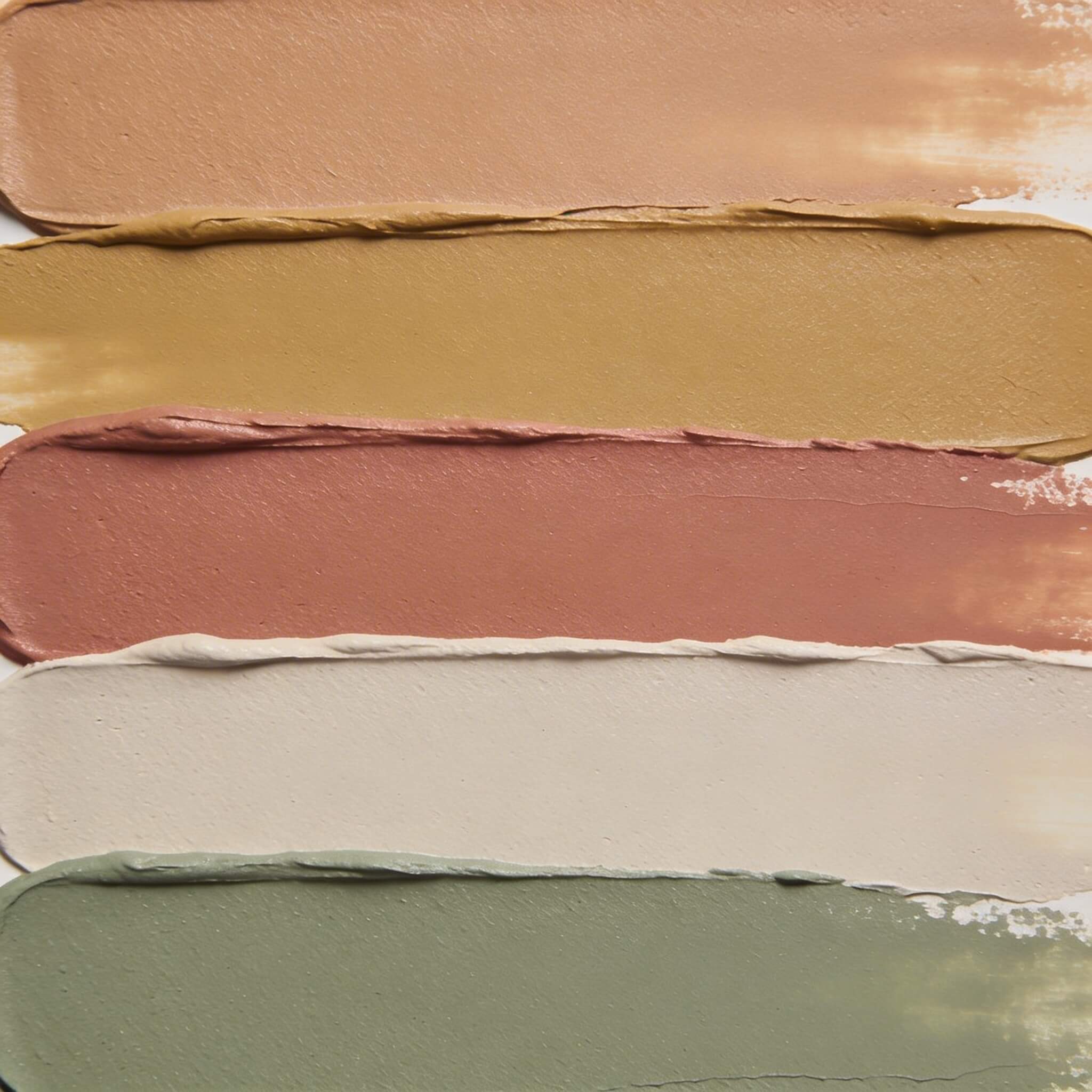 Paleta Otoño Suave: muestras de topo cálido, caqui suave, rosa ladrillo difuminado, beige cenizo, verde salvia